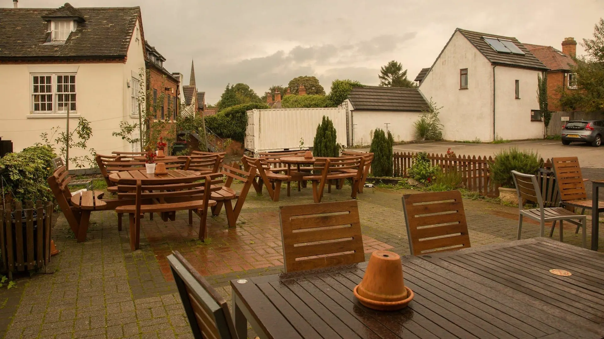 The Red Lion Coleshill Hotel 3*,